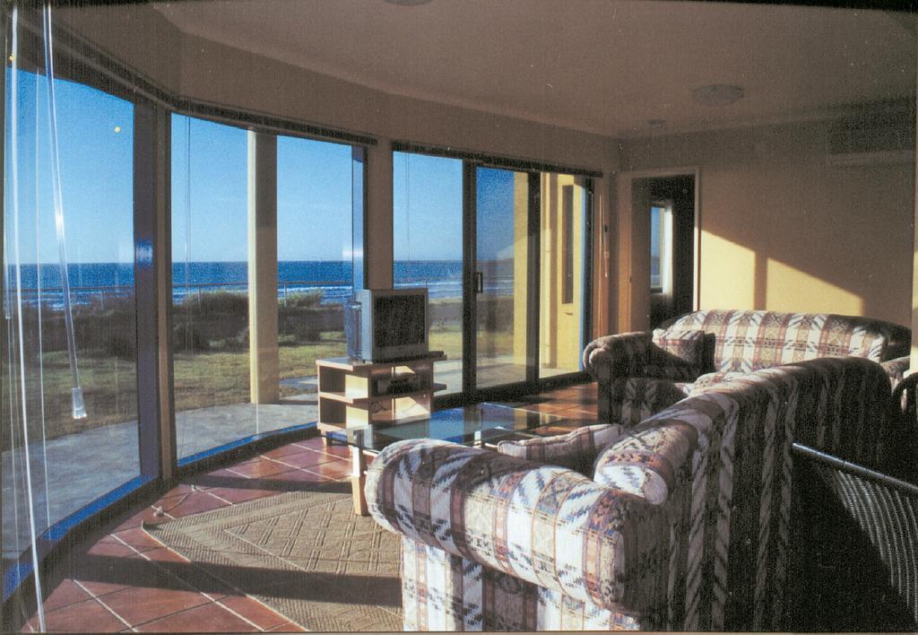 Horizons Beachfront Apartment Port Fairy Exterior photo